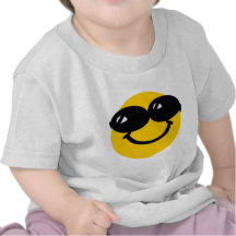 Smiley fresco del tipo camisetas