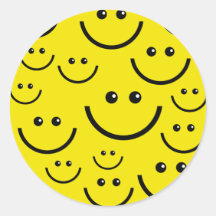 Smilie hace frente al fondo pegatinas redondas