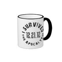 Sobreviví la apocalipsis taza