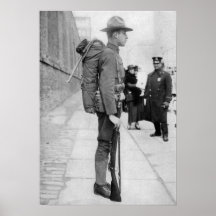 Soldado de la guardia nacional posters