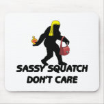 Squatch descarado no cuida tapetes de raton