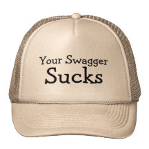 Su fanfarronería chupa gorras de camionero