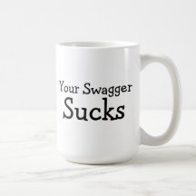 Su fanfarronería chupa taza de café