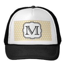 Su letra. Monograma de encargo. Punto de polca bei Gorro
