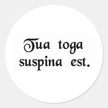 Su toga está al revés pegatina redonda