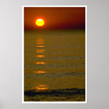 Sun que pasa abajo el mar impresiones