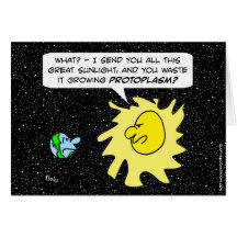 Sun regaña la tierra para el protoplasma creciente felicitación