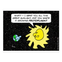 Sun regaña la tierra para el protoplasma creciente postal