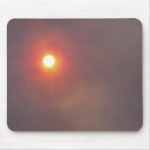 Sun sangriento alfombrillas de raton