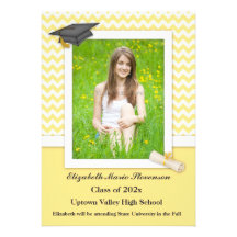 Tarjeta amarilla y blanca de la foto del graduado  comunicados personales 