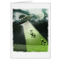Tarjeta cómica de la abducción de la vaca del UFO