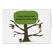 Tarjeta de cumpleaños divertida del árbol de famil