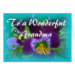 Tarjeta de cumpleaños floral de la abuela