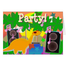 Tarjeta del dinosaurio del feliz cumpleaños del fi