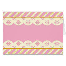 Tarjeta en blanco con el fondo rosado y blanco del