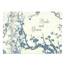 Tarjeta floral azul de la invitación del boda