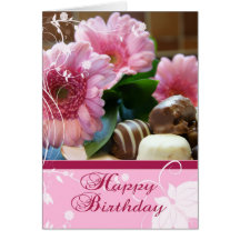 Tarjeta floral y del chocolate rosada de cumpleaño