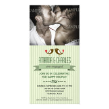 Tarjeta verde de la foto del compromiso de los Lov Tarjetas Fotográficas