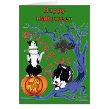 Tarjetas del feliz Halloween con el fondo verde