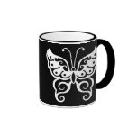 Tatuaje de la mariposa taza