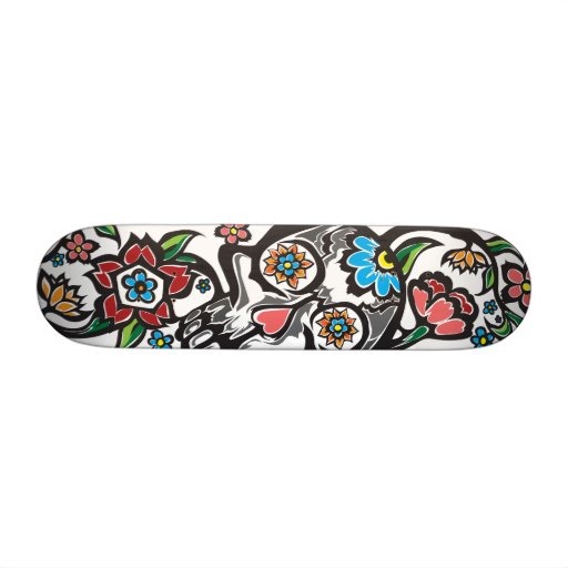 Tatuaje gráfico patineta personalizada