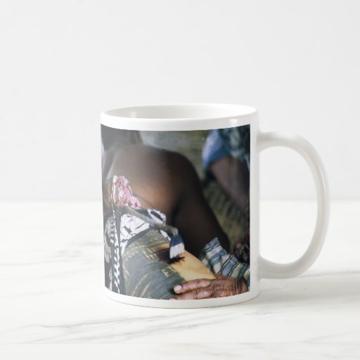 Tatuaje samoano, Pe'a, O LE FA'A-SAMOA MONI Tazas