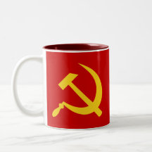 Taza (amarilla) del martillo y de la hoz