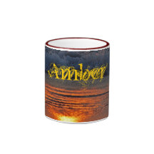 Taza ambarina - reflexiones de la salida del sol