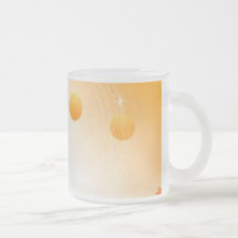 taza anaranjada del modelo de la bola