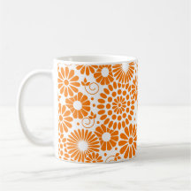 Taza anaranjada floral del vintage