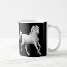 Taza árabe blanca de los caballos