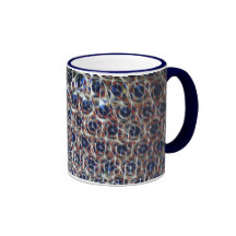 taza azul de la pared