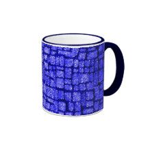 taza azul de la pared