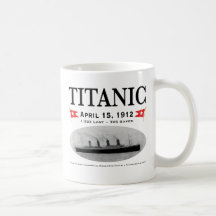 Taza blanca clásica de la nave titánica del fantas