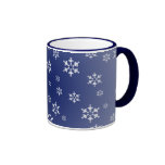 Taza de café de los copos de nieve del invierno