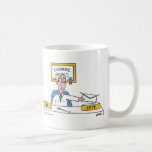 Taza de café del dibujo animado del cirujano lindo