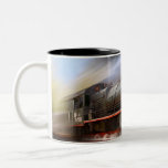 Taza de café del tren que apresura