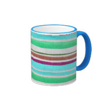 Taza de cerámica rayada