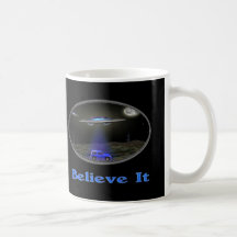 taza de la abducción del UFO