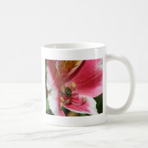 Taza de la "abeja de reclinación" con la foto, IMG