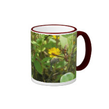 Taza de la avispa