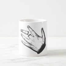 Taza de la mano de la frecuencia intermedia