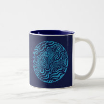 Taza de las ballenas jorobadas de la familia del o
