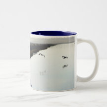 Taza de los humedales de los azules marinos