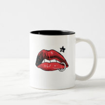 Taza de los labios de la maldición y de los besos