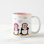 Taza de los pingüinos de la tarjeta del día de San
