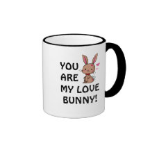 Taza del conejito del amor (conejito de Brown)