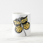 Taza del extranjero de la mariposa