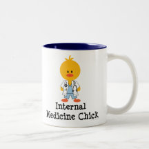 Taza del polluelo de la medicina interna