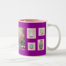 Taza egipcia antigua púrpura de los amuletos